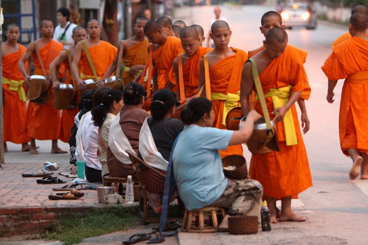 laos monk