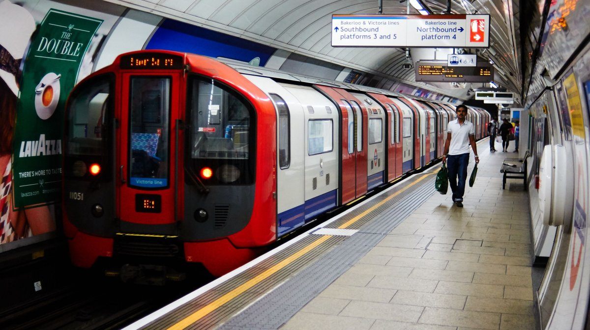Tube