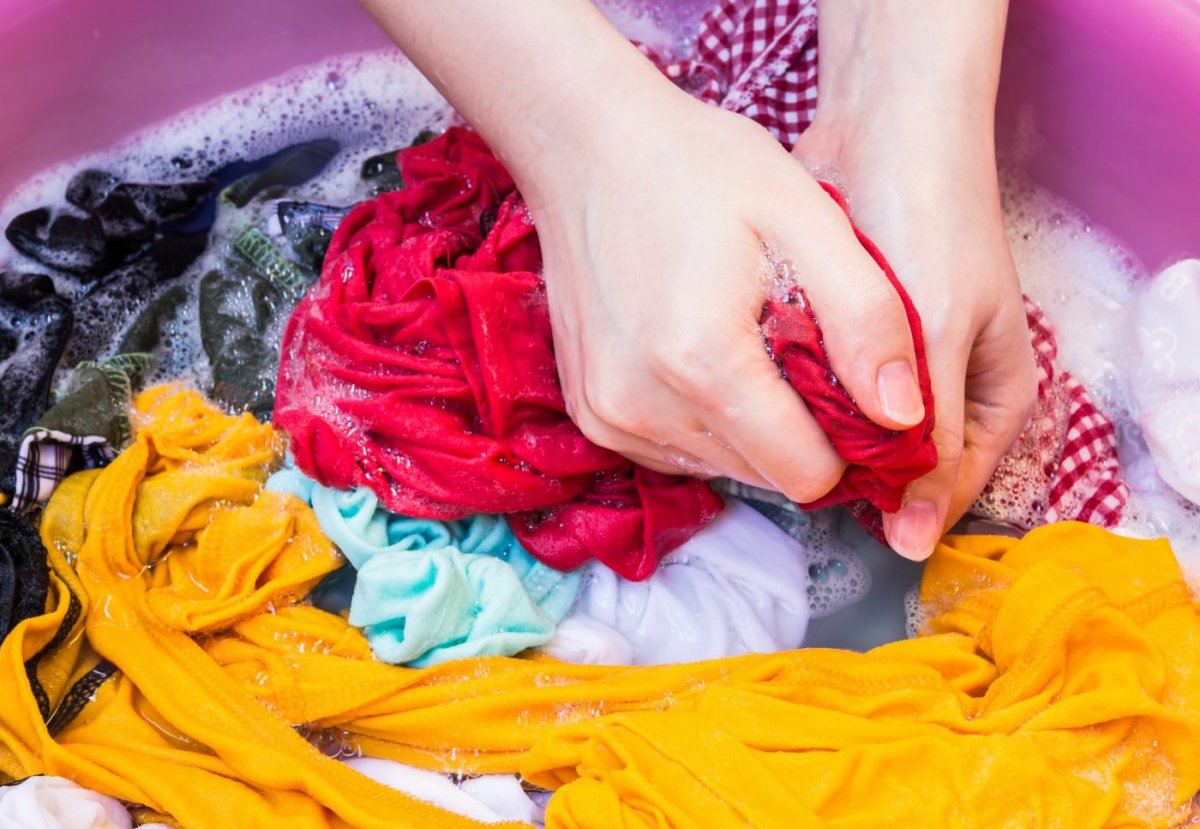 handwash clothes