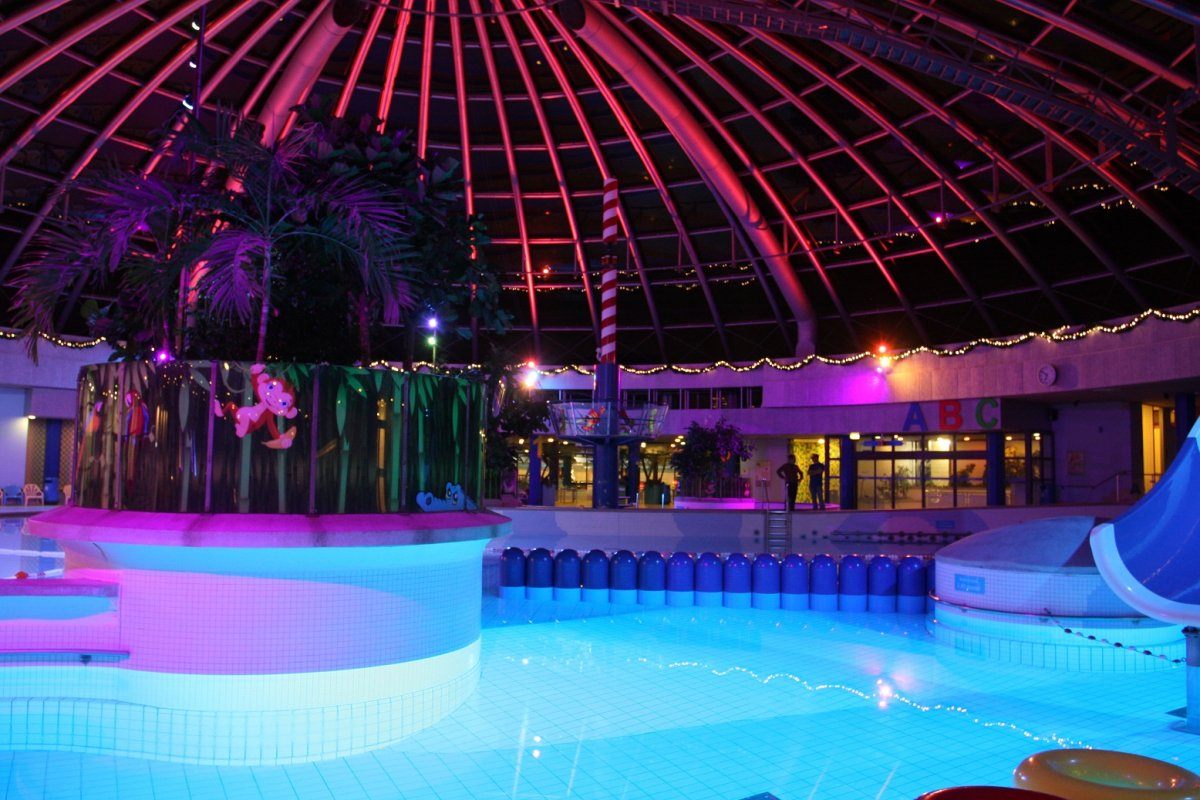 Mirandabad swimming pool