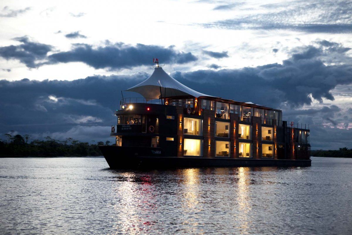 aqua expeditions