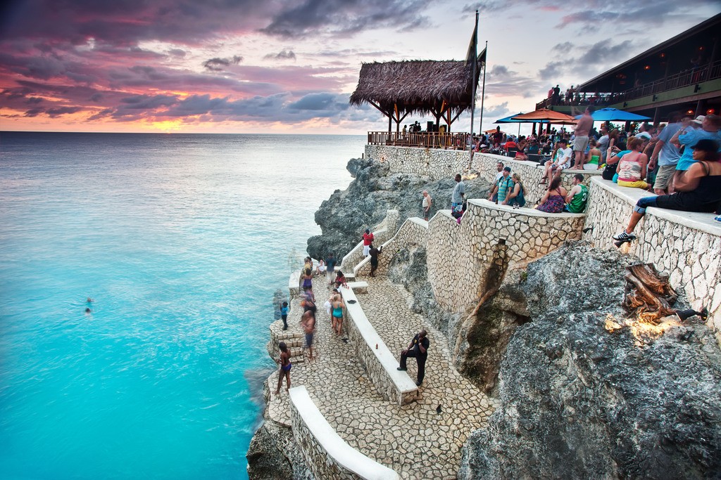 jamaica cliff dive