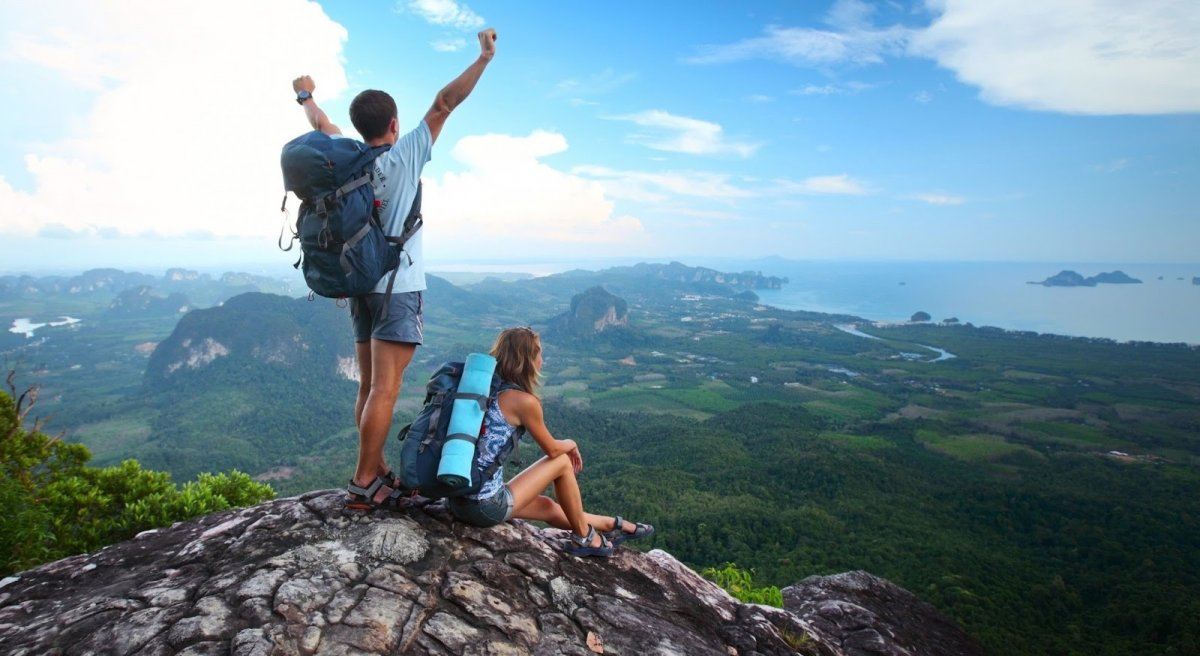 millenial travel
