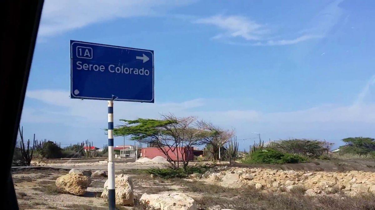 aruba street signs