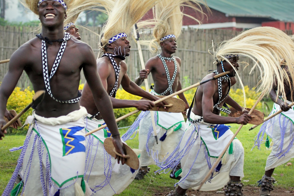 rwanda tribal dancers