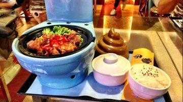 5 Weirdest Restaurants You Won't Believe Actually Exist!