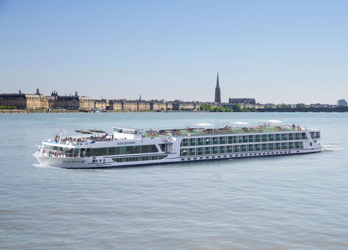 scenic river cruise
