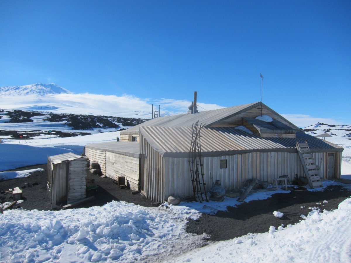 Terra Nova Hut