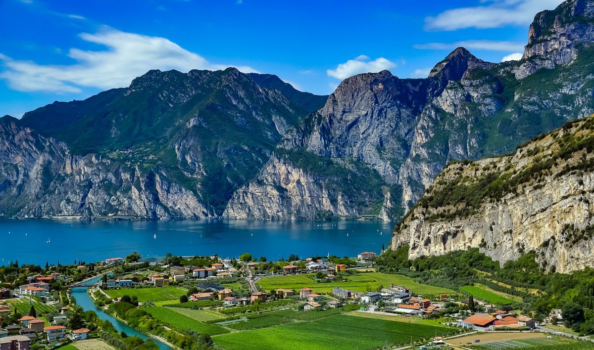 Panorama Gorgeous Lake Garda Surrounded By
