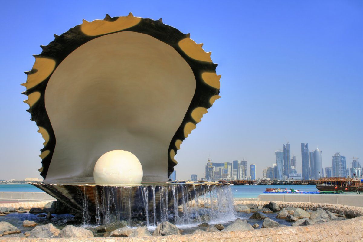 Monument Symbolizing Oyster Skyline Doha City Stock Illustration 149785973 - Shutterstock