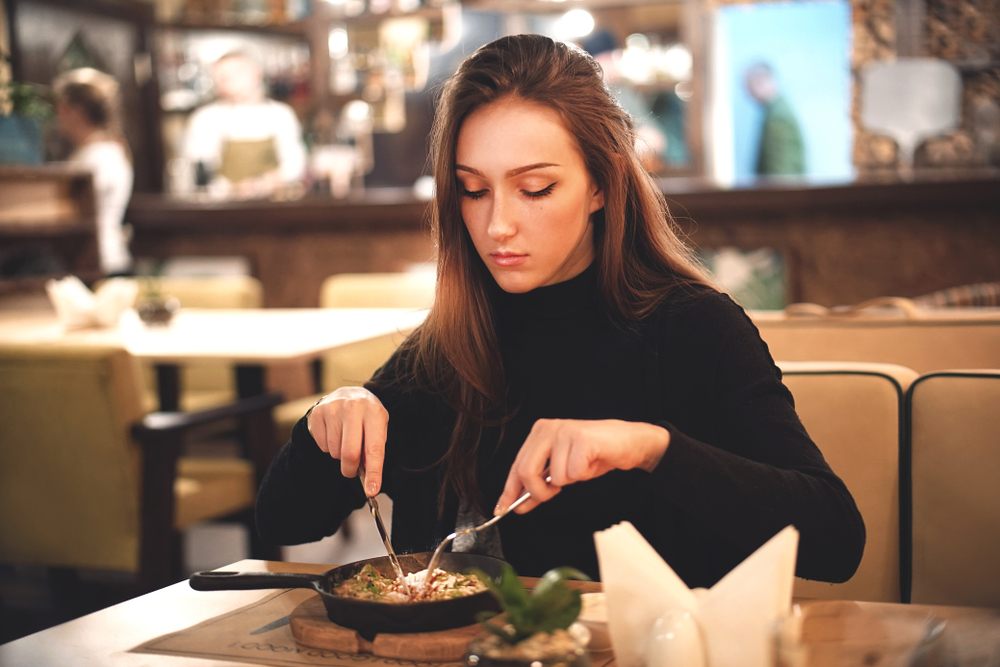 eating at restaurant