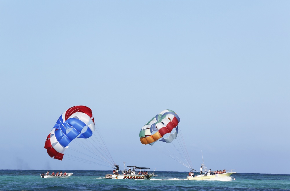 parasailing