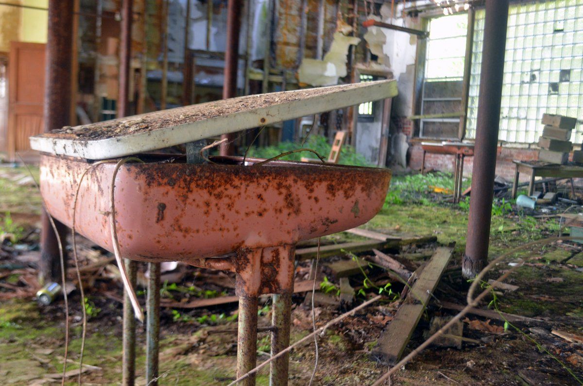Rusty Desks Locker Abandoned School Building