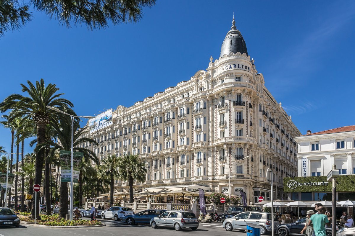 Luxury hotel Inter Continental Carlton located on the famous La Croisette Boulevard