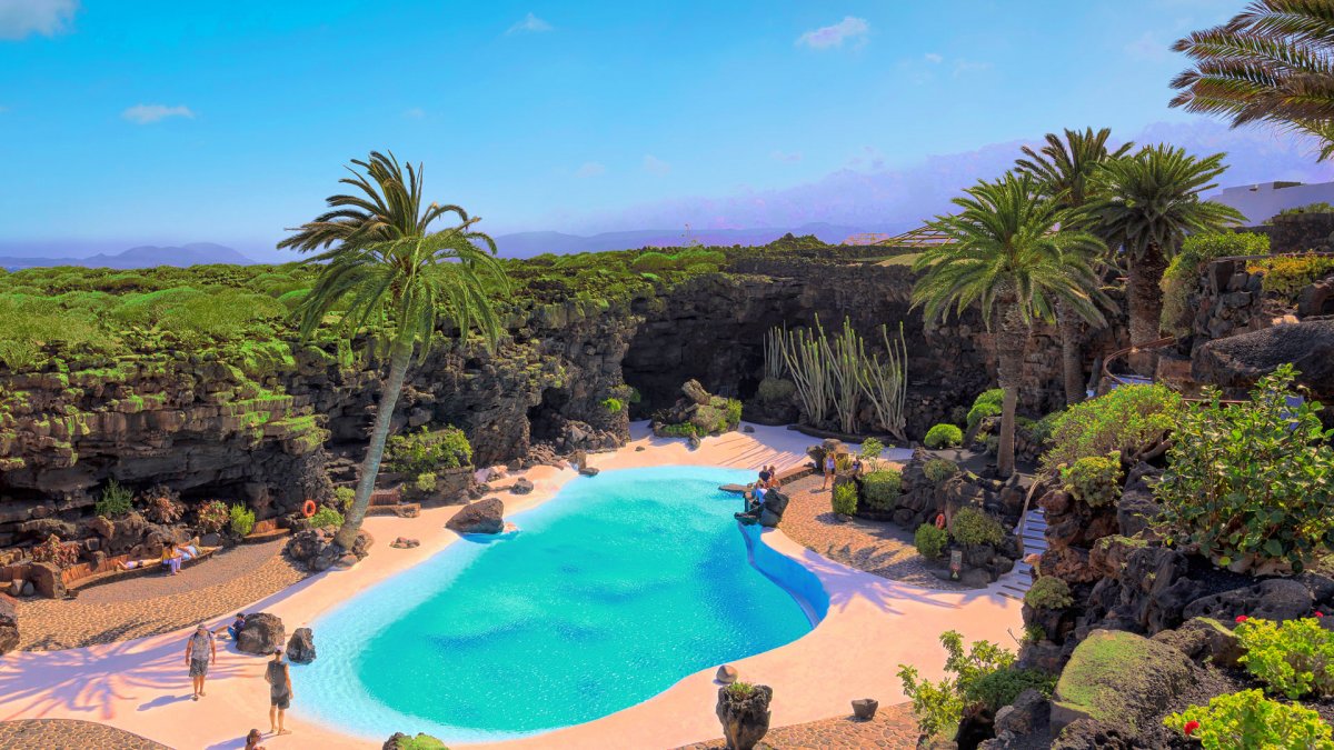 "Missing The Canary Islands" - Virtual Tour During Quarantine Feat. Mechanical Monkey